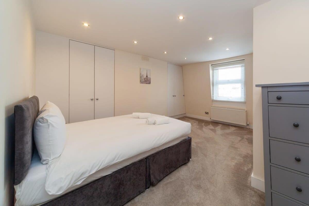 Spacious 2 Bedroom Maisonette In Stratford لندن المظهر الخارجي الصورة
