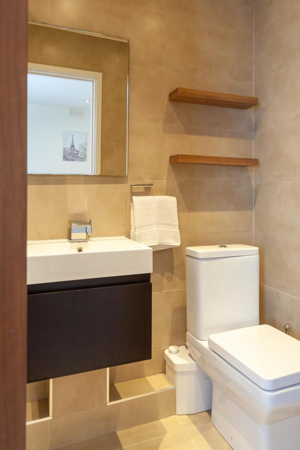 Spacious 2 Bedroom Maisonette In Stratford لندن المظهر الخارجي الصورة